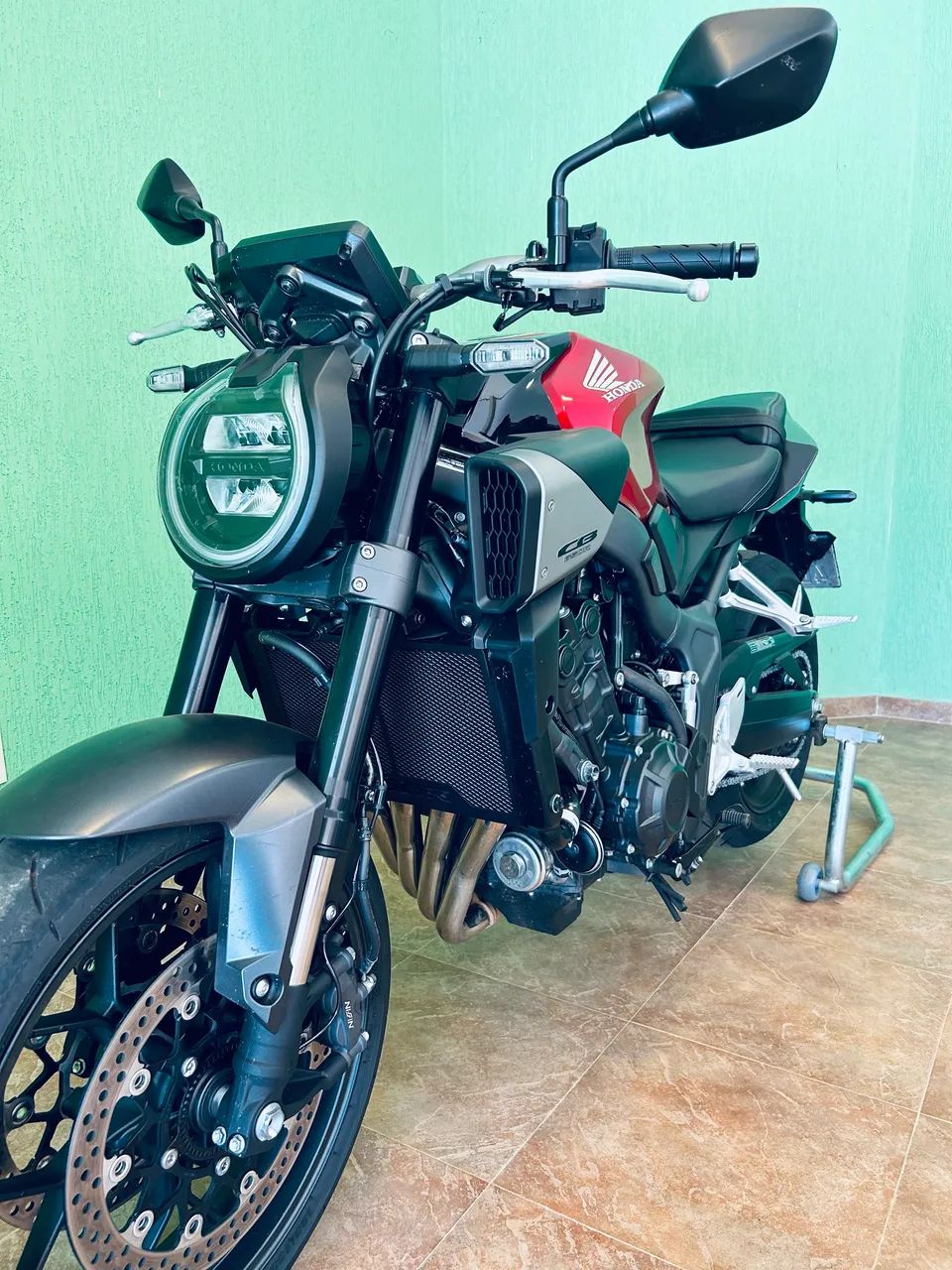 CB650R E-CLUTCH muito nova - Foto 5