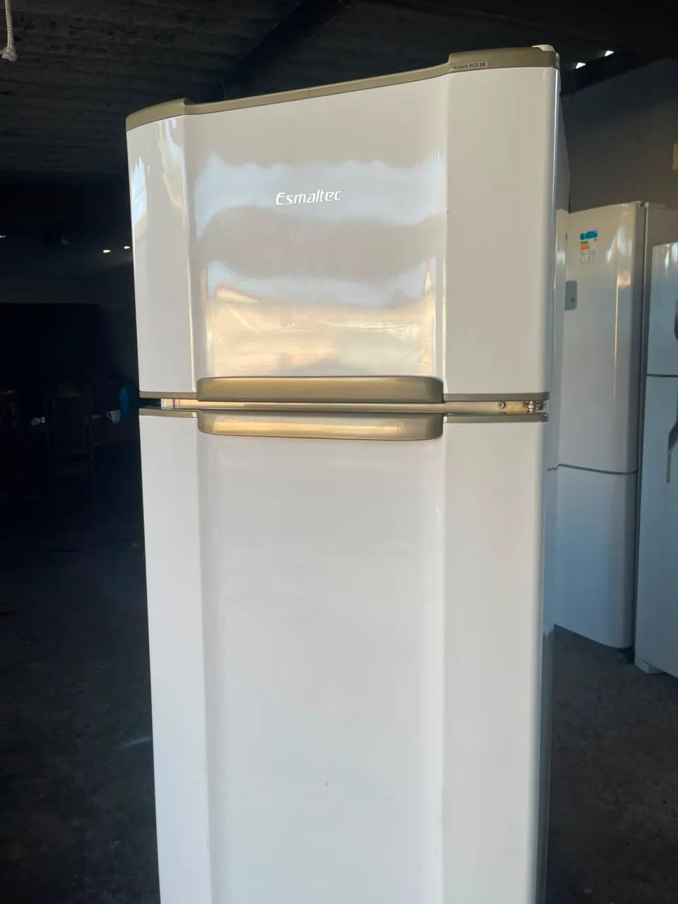 Geladeira duplex Esmaltec 110v
