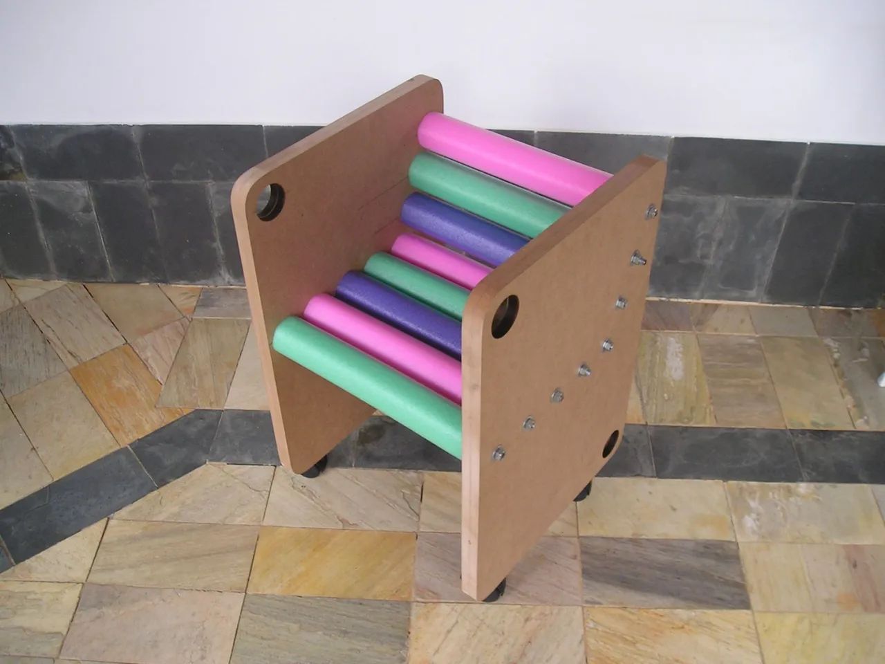 Cadeira Bom-bon (Design exclusivo)