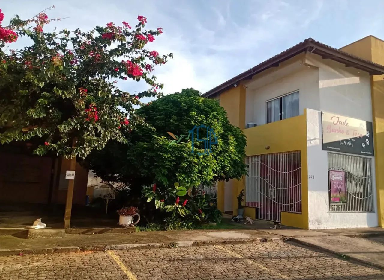 OPORTUNIDADE PRÉDIO A VENDA EM EXTREMOZ / PRÉDIO COMERCIAL Á VENDA EM EXTREMOZ