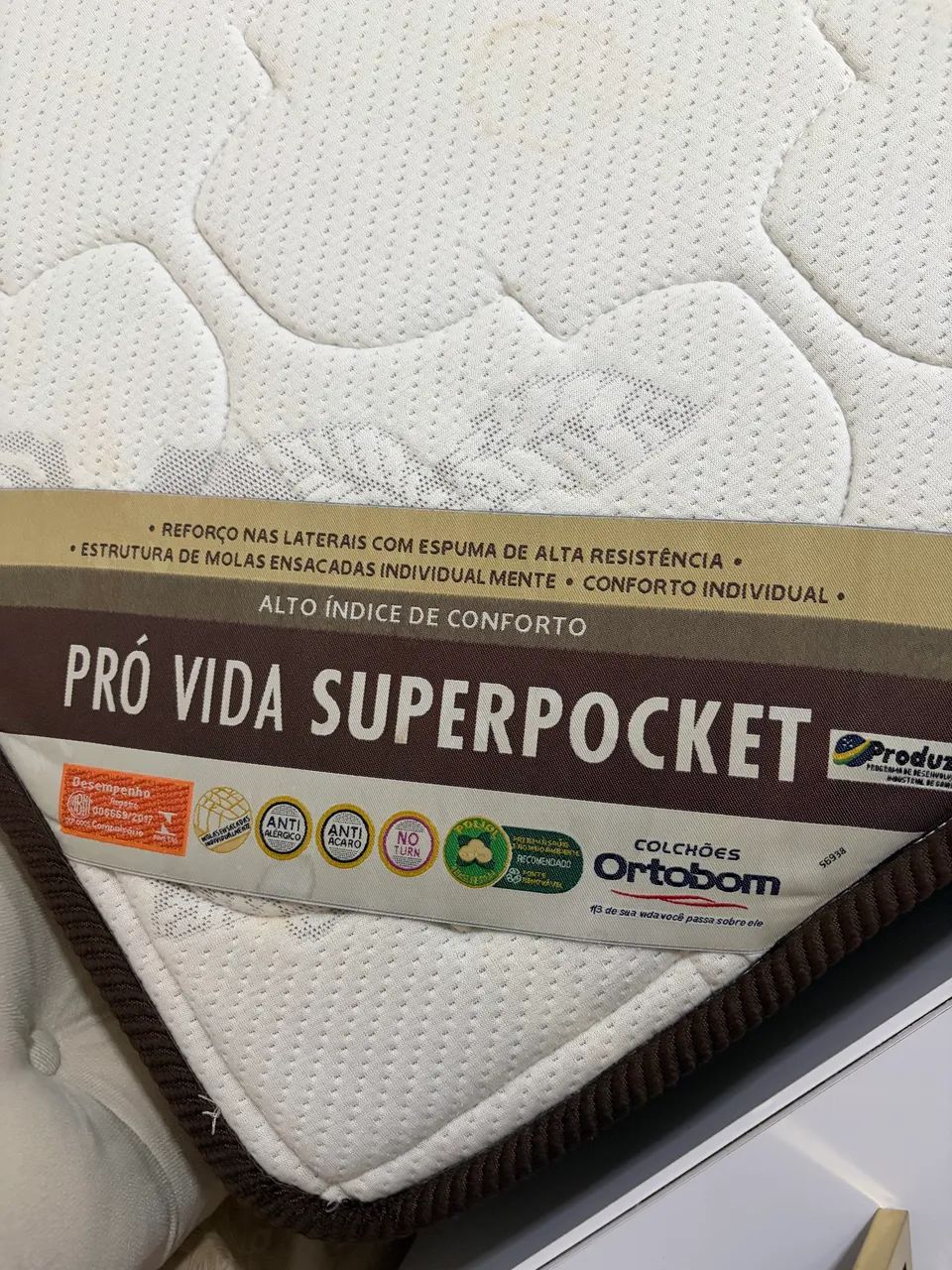 Cama Queen Box + colchão Ortobom