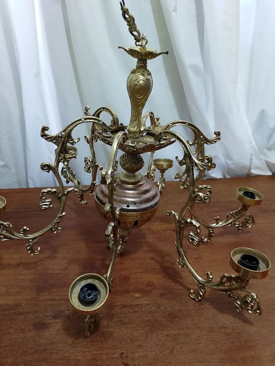 Lustre antigo de bronze  - Foto 2