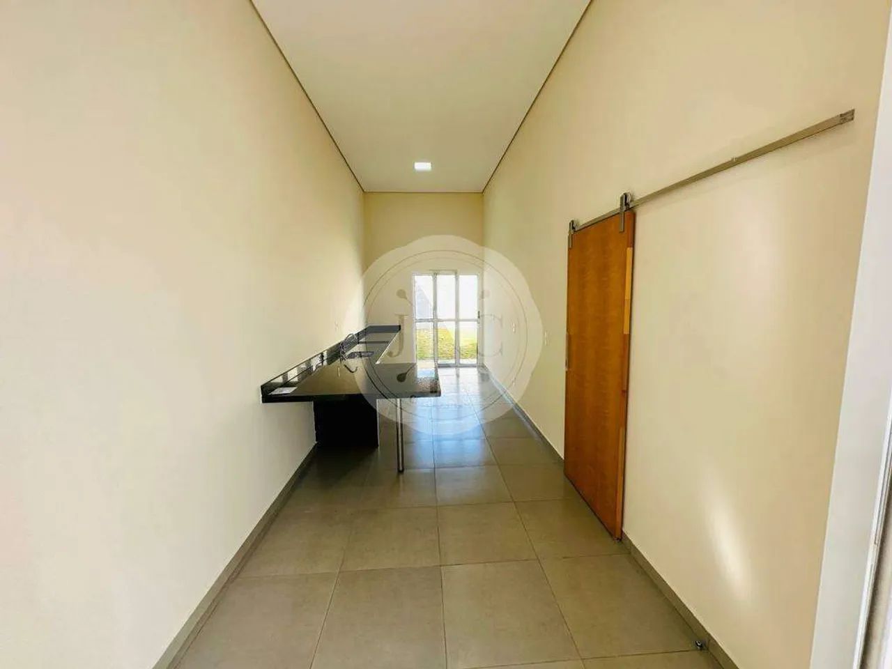 Casa térrea à venda com 66m² - 2 quartos - Reserva Macaúba