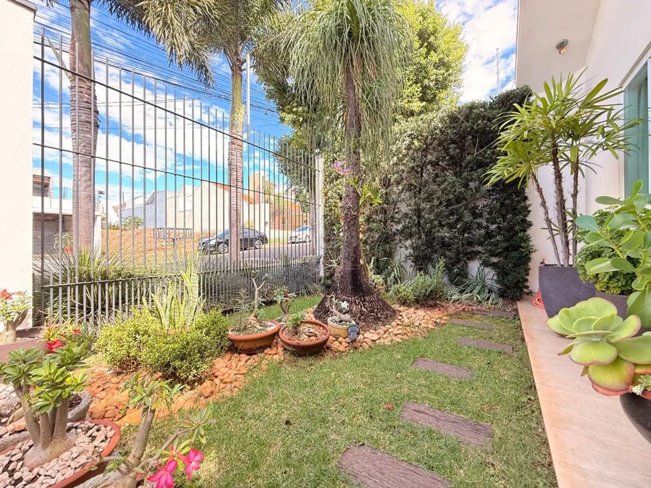 Casa à venda em Maringá, Jardim Paraizo, com 4 quartos, com 195 m² - Foto 4