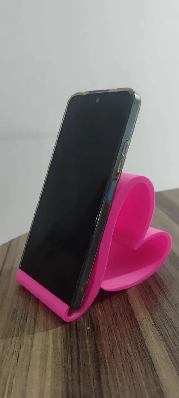 Suporte para celular em formato de coração