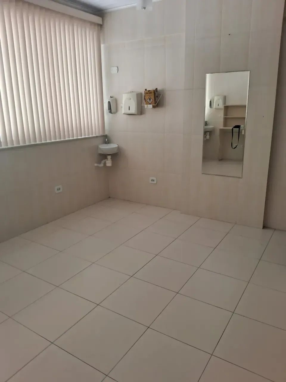 Edifício Fernandez n° 302, sala de 25m2 área privativa. - Foto 2