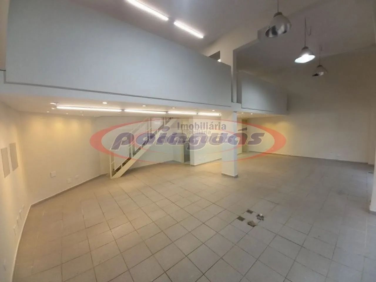 Sala térrea para alugar na Zona 02 - Próximo ao centro - Foto 5