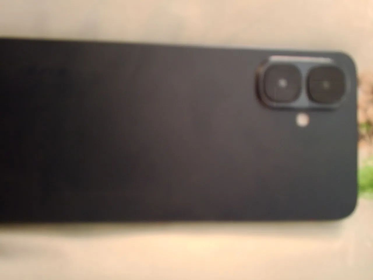 Vende se celular semi novo 