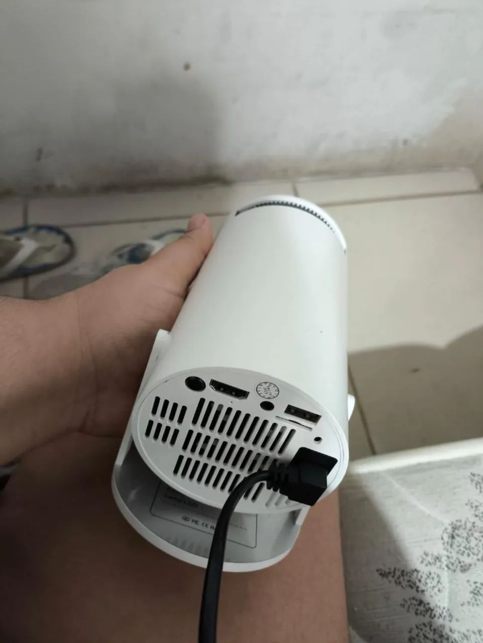 Vendo projetor hy300 em ótimo estado! - Foto 2