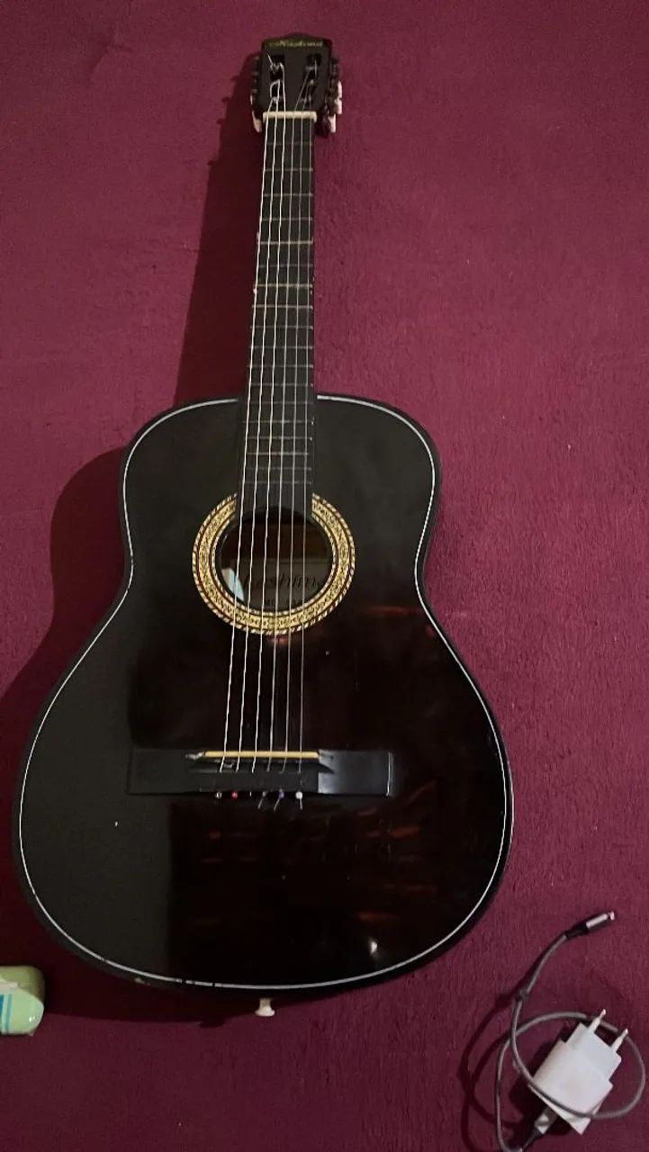 Violão acústico 