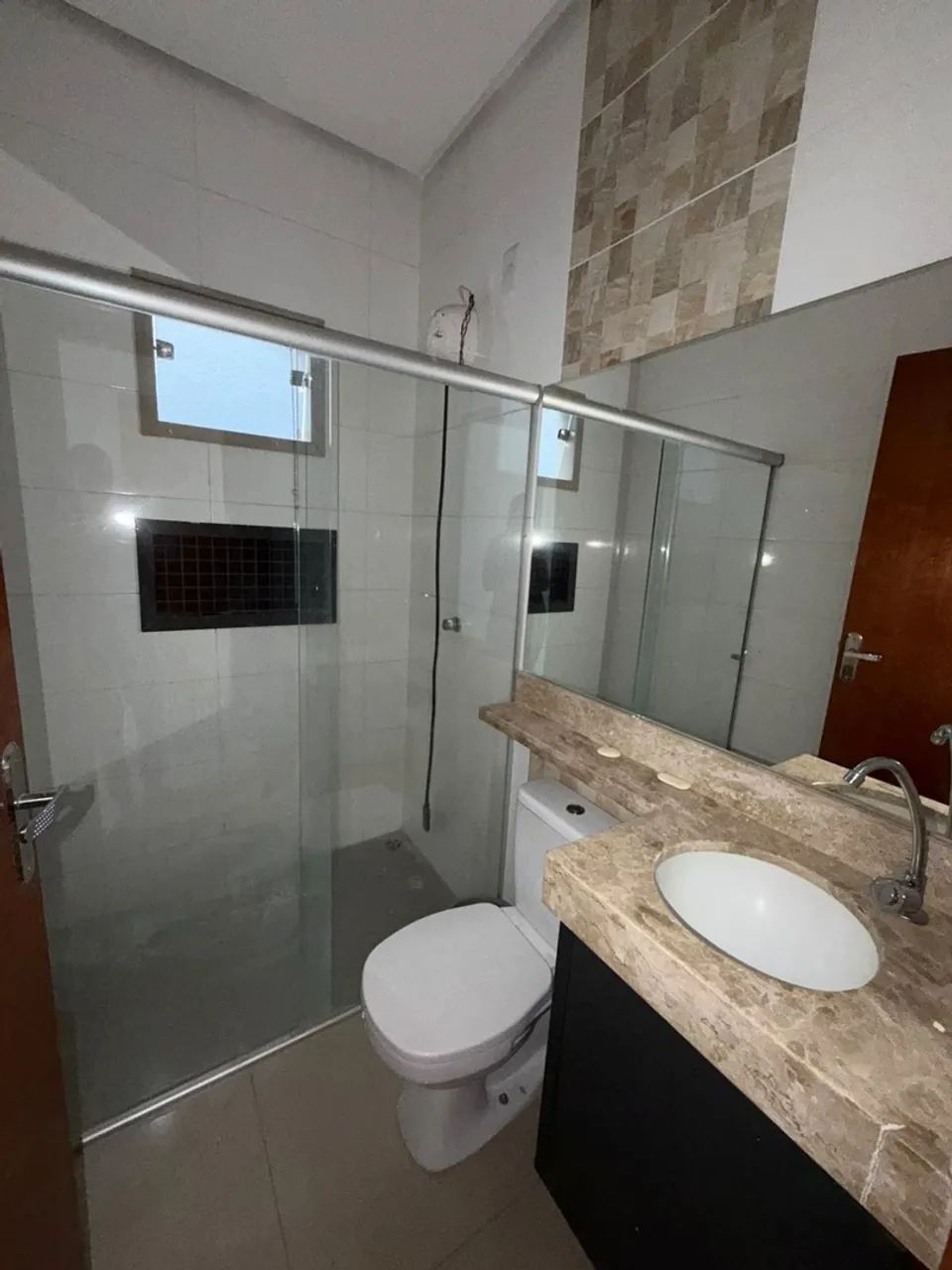 CASA SEMI MOBILIADA E COM ENERGIA SOLAR CONDOMÍNIO MADRI  - Foto 3