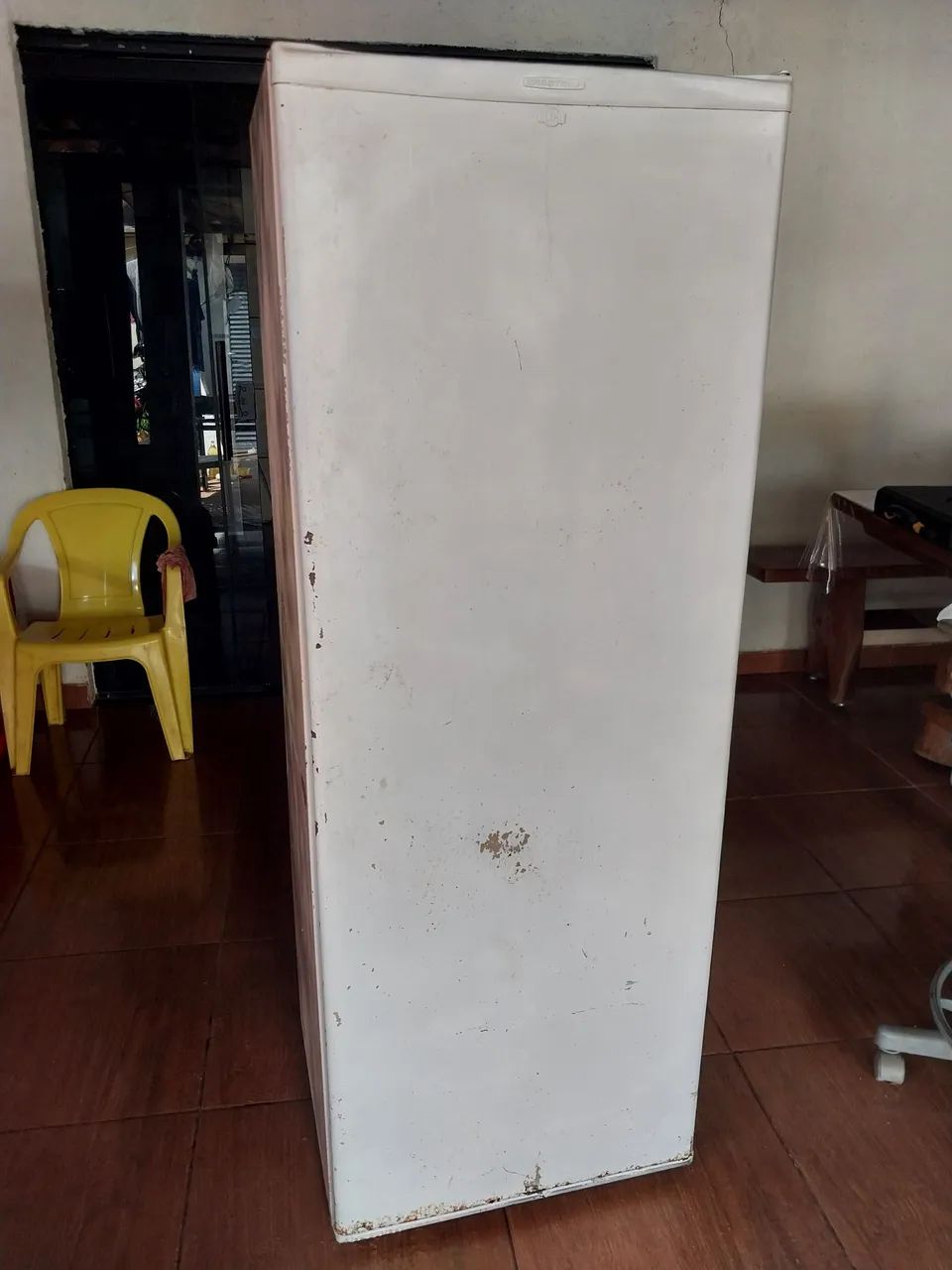 Vende se está geladeira , gelando apenas $ 250  zap *  - Foto 3