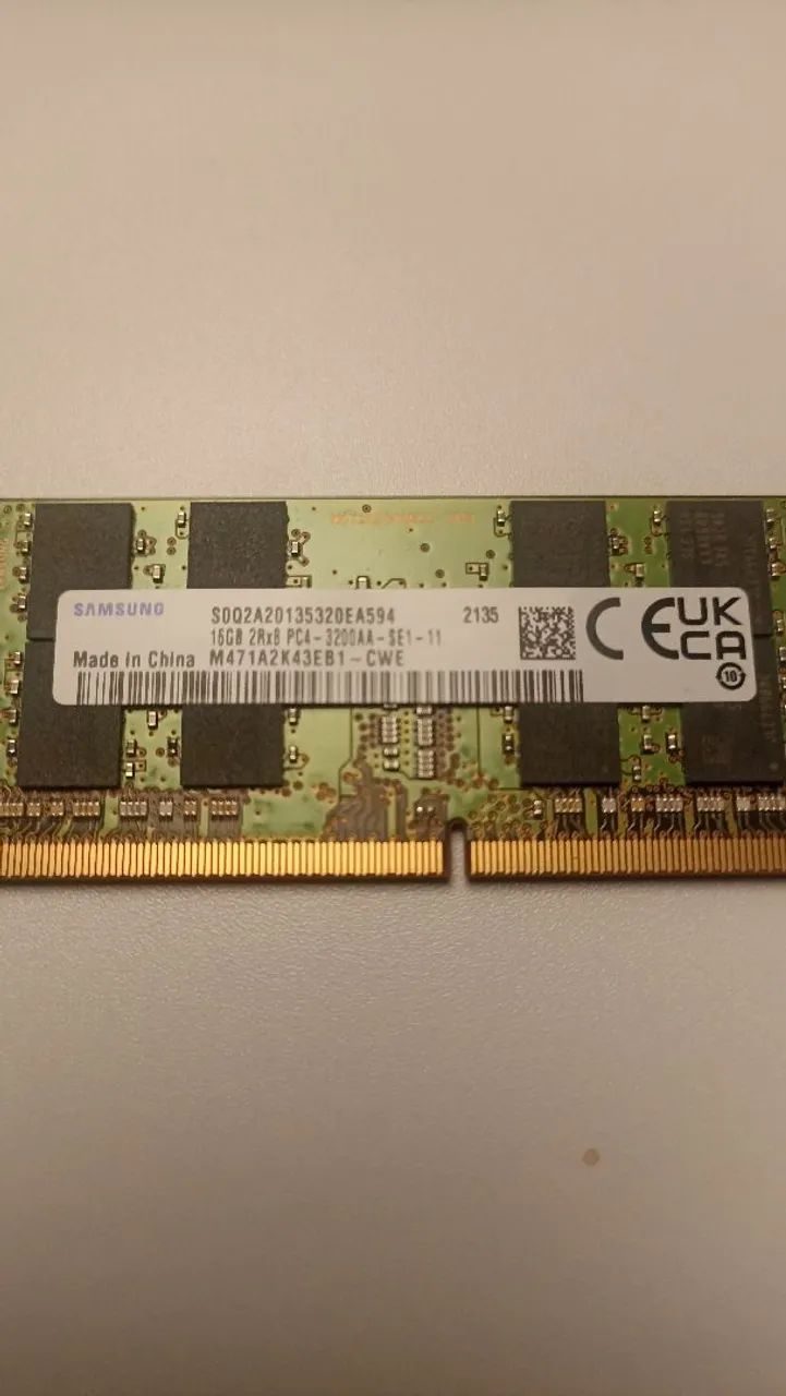 Memória 16 GB DDR4 genérica 