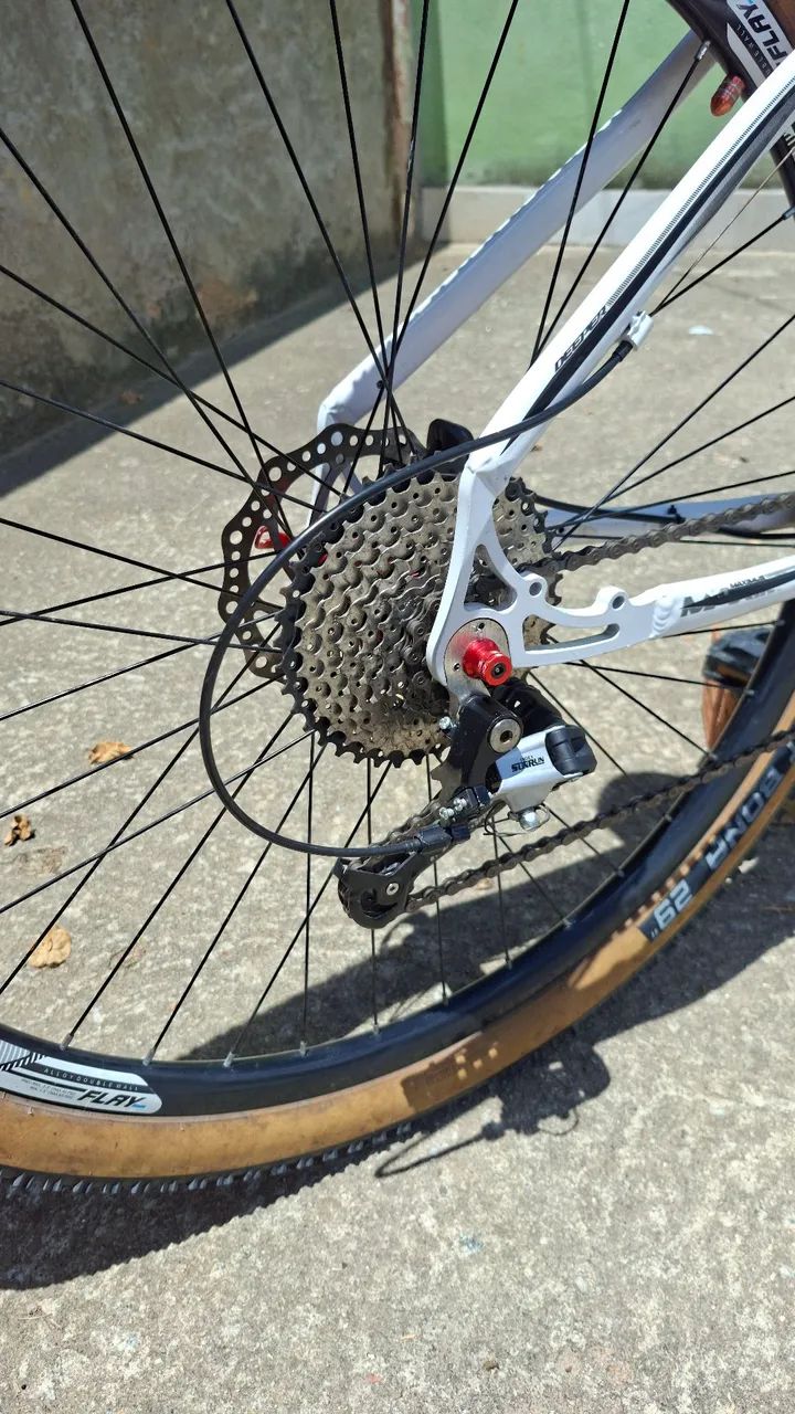 Bicicleta aro 29 - Foto 4