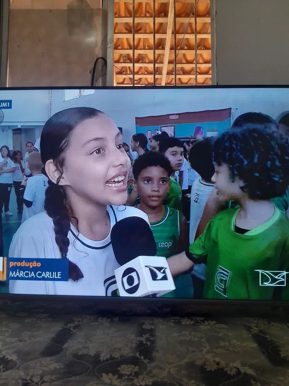 Vendo smart tv philco 50 polegadas funcionando bem 