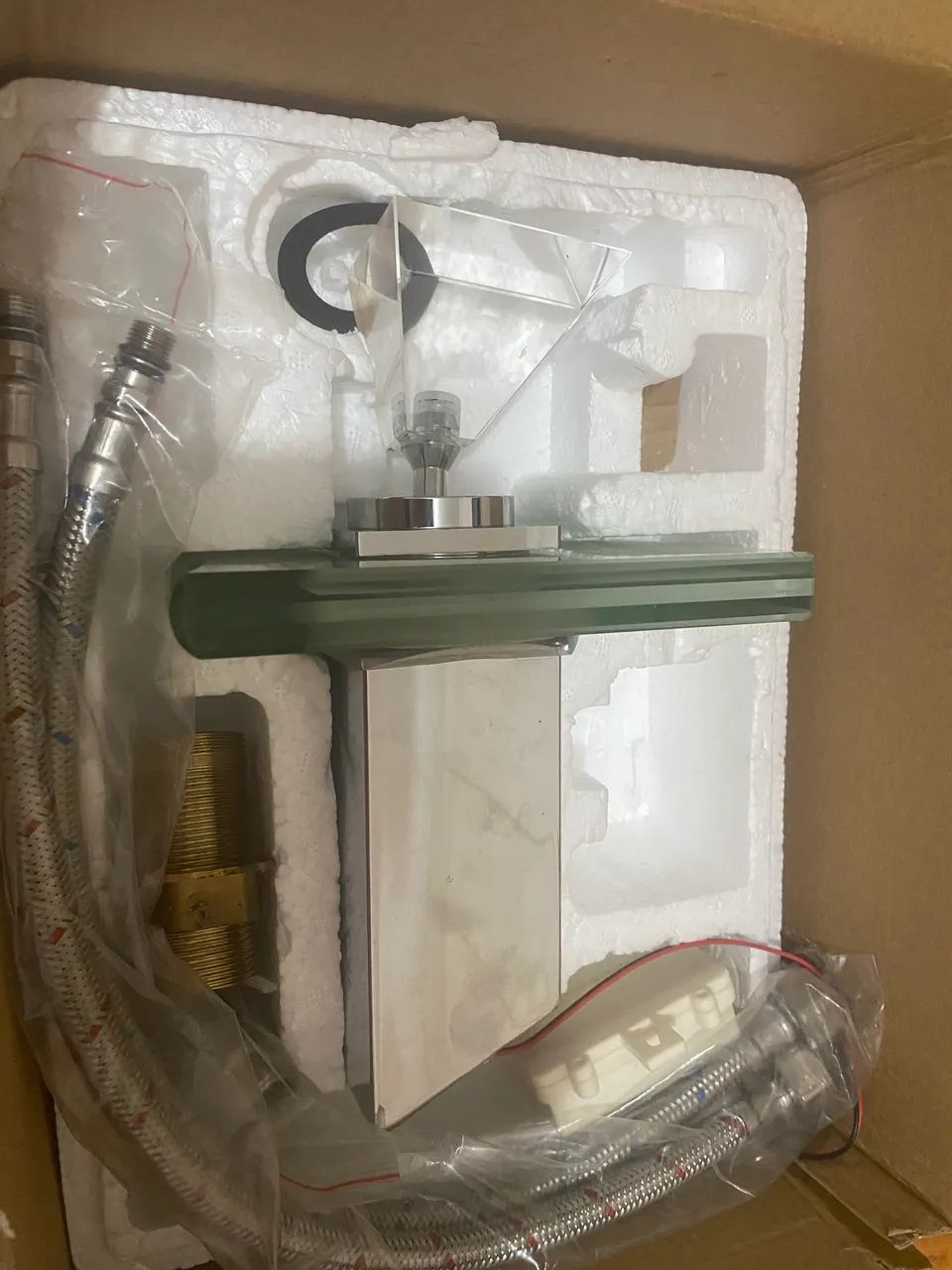 Torneira Cascata Led Luxo - Foto 4