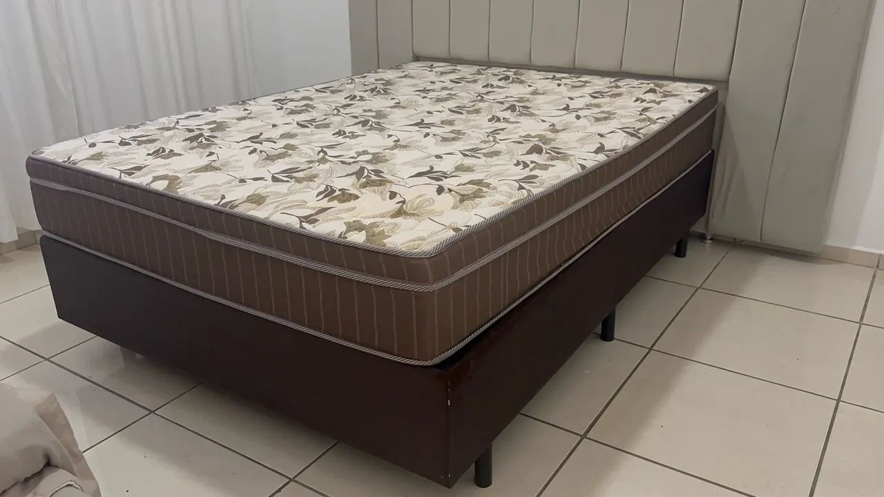 Cama de casal nova 