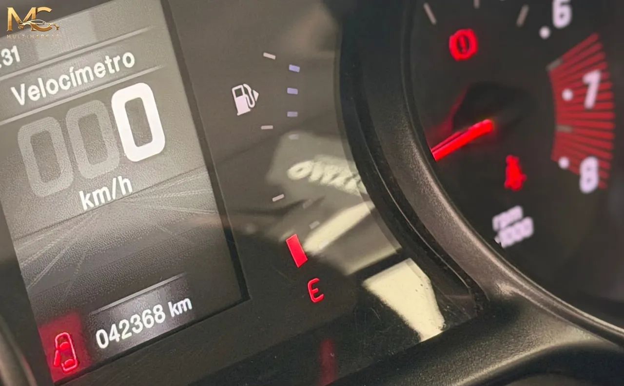 Fiat Cronos Drive 1.0 6V, foto 20 de 20