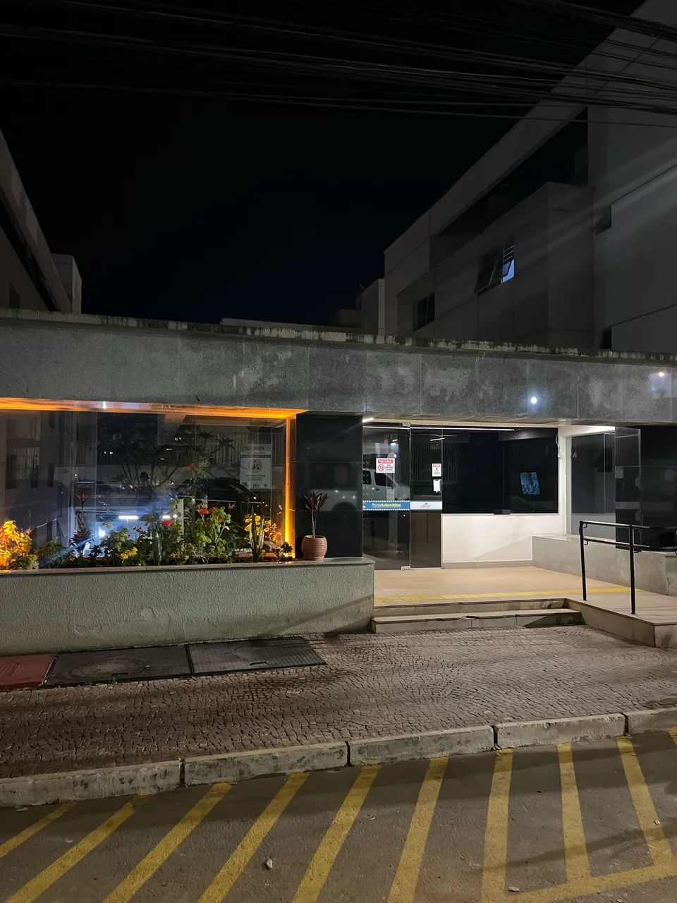 Vendo ou troco por carro apartamento de 1 quarto no Lago Norte