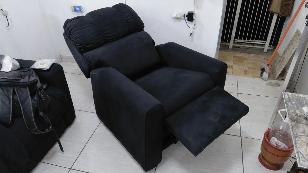 Poltrona Reclinável em Suede - Foto 2