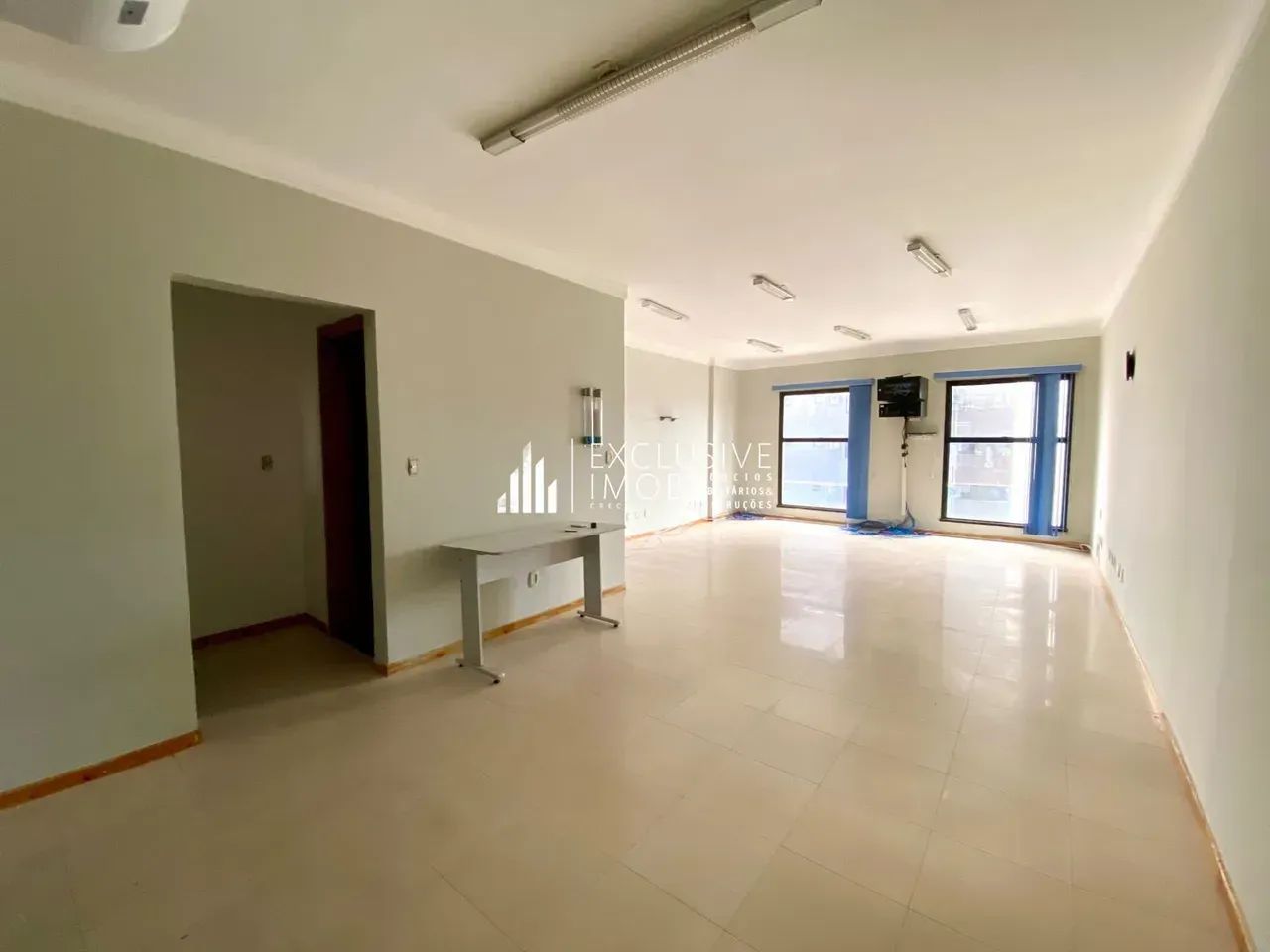 Excelente - Metropolitan Tower