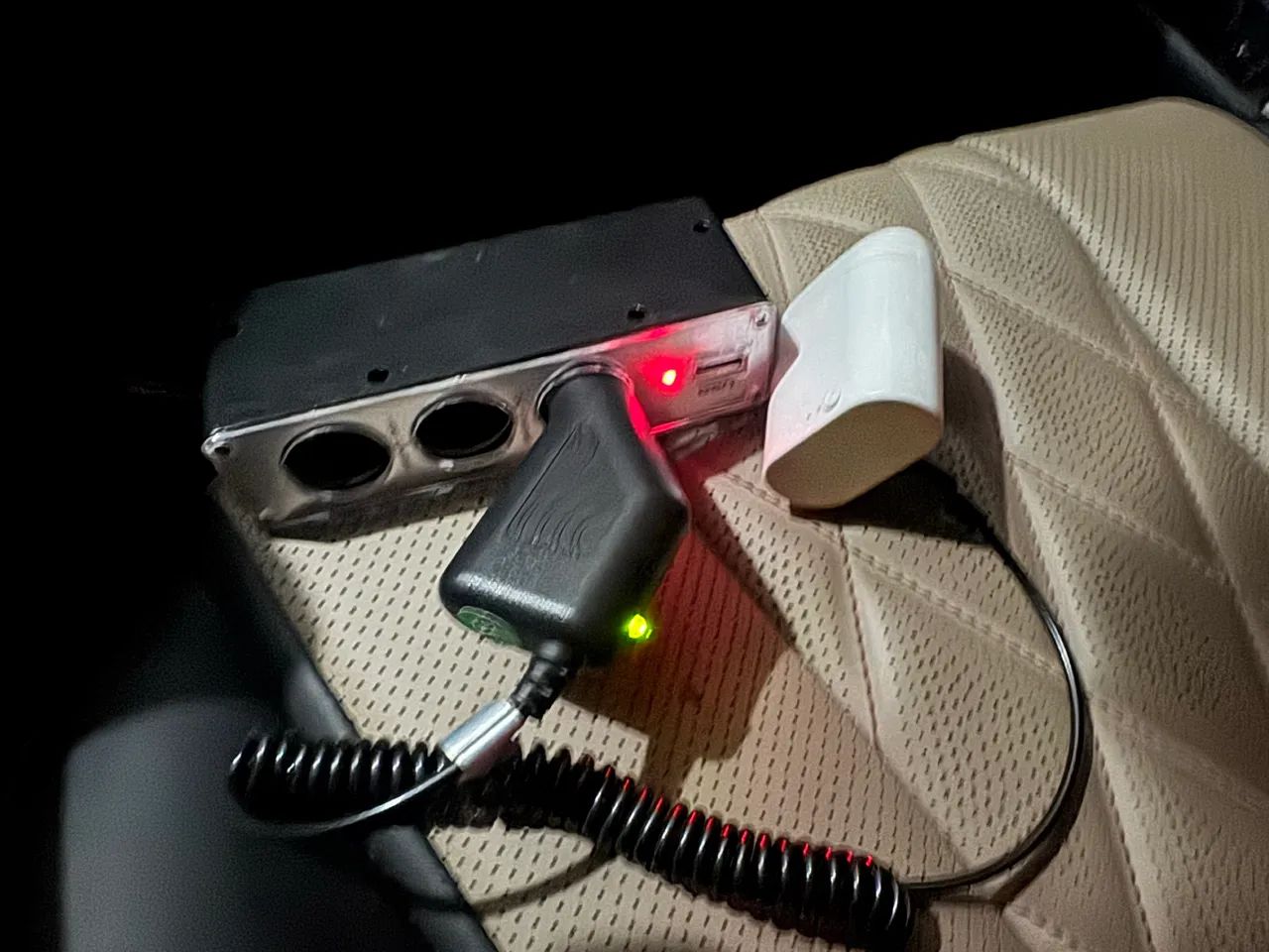 hub 12v veicular entrada no acendedor de cigarros com saida usb - Foto 2