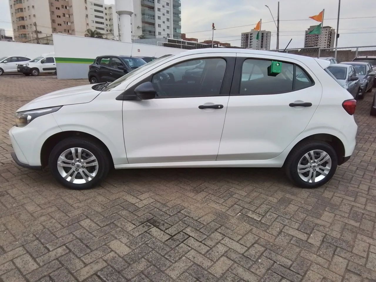 Fiat Argo Drive 1.0 Firefly 2024 - Foto 3