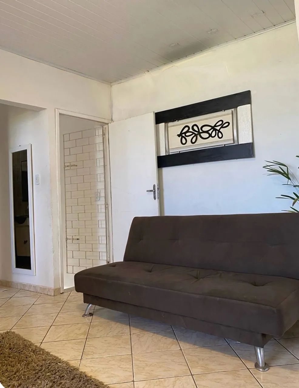 Casa 1/4 com AR, há um minuto da Praia de Atalaia  - Foto 2