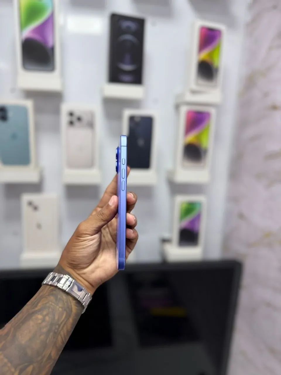 IPHONE 16 PLUS 128GB AZUL<br>R$ 4.250,00 - Foto 5