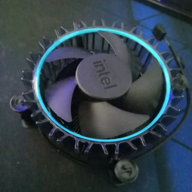 Intel Core i3-12100F  - Foto 2