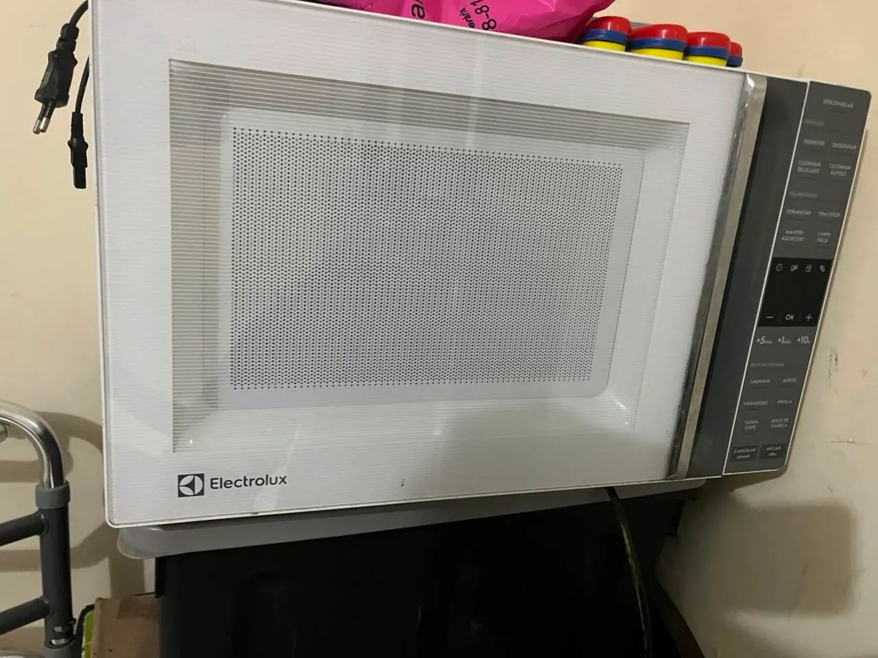 Micro ondas ótima qualidade  - Foto 3