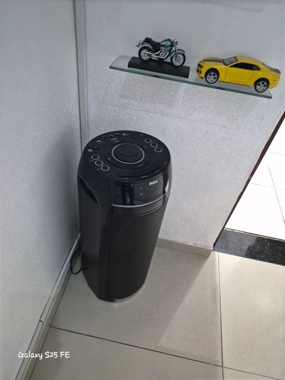 Caixa de som Philco