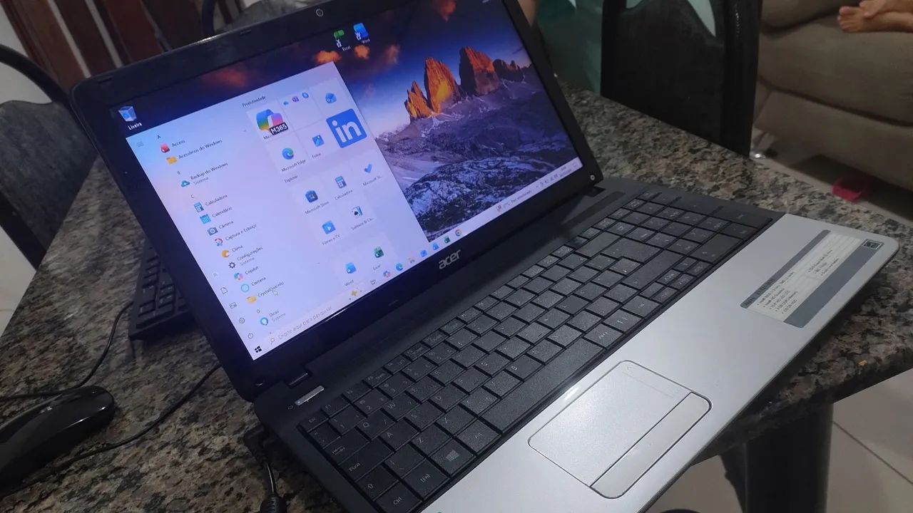 Notebook acer e1 531 2626 c 1.8 ghz c ssd 256 com 10 gb - excelente estado  - Foto 4