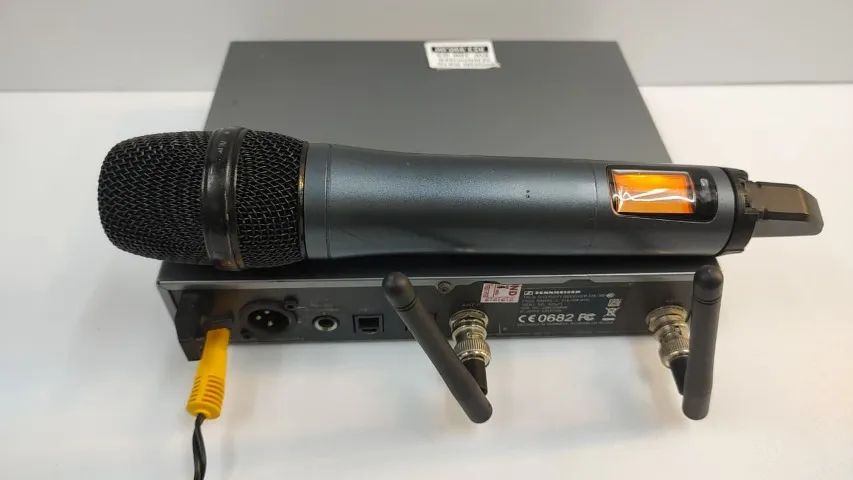 MICROFONE SEM FIO MARCA : SENNHEISER  MODELO :EW100 G3 USADO . - Foto 3