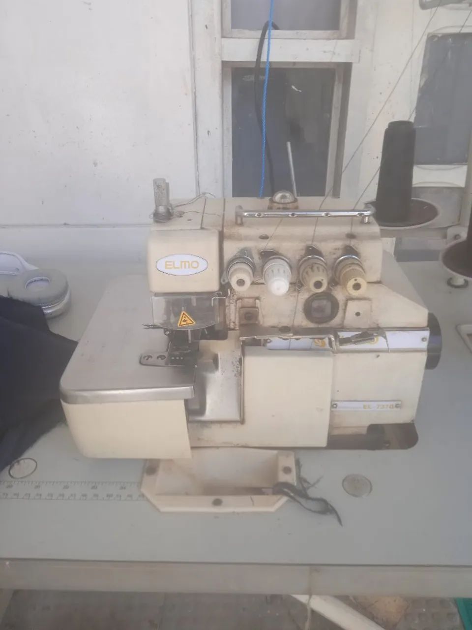 Vende-se máquina alverlok industrial  - Foto 3