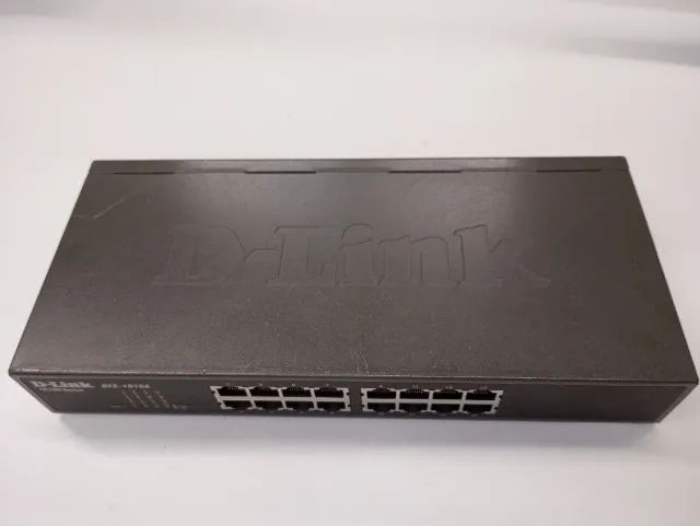 Switch D-Link 10/100 DES-1016 A 16 Portas - Foto 2