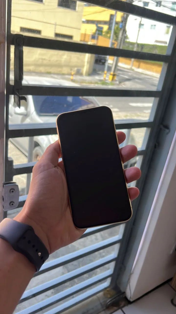 iPhone XR 128GB - Foto 2