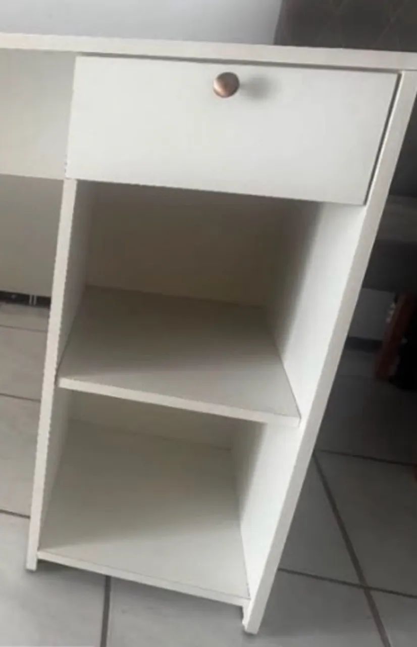 Escrivaninha  - Foto 2
