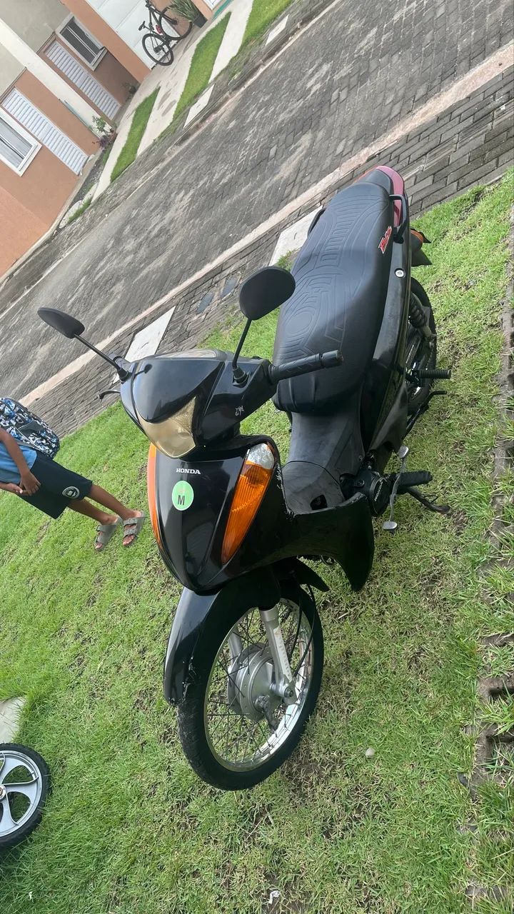 Biz 100 ÉS