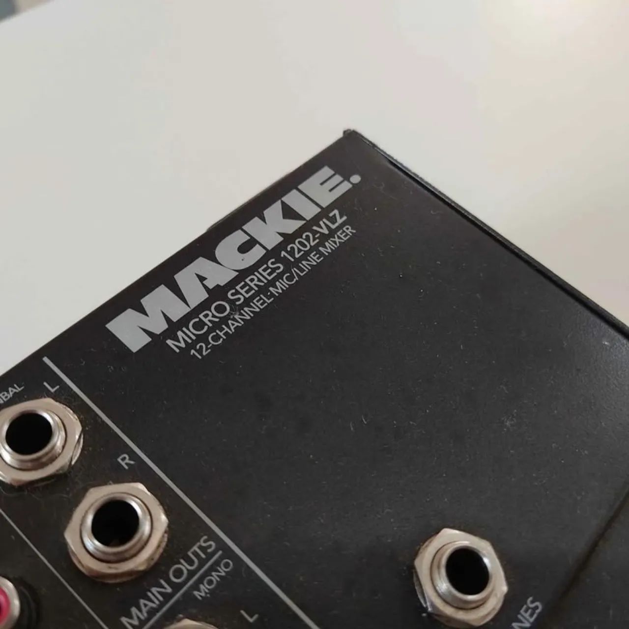 Mesa de som Mackie micro séries 1202 VLZ - Equipamentos e