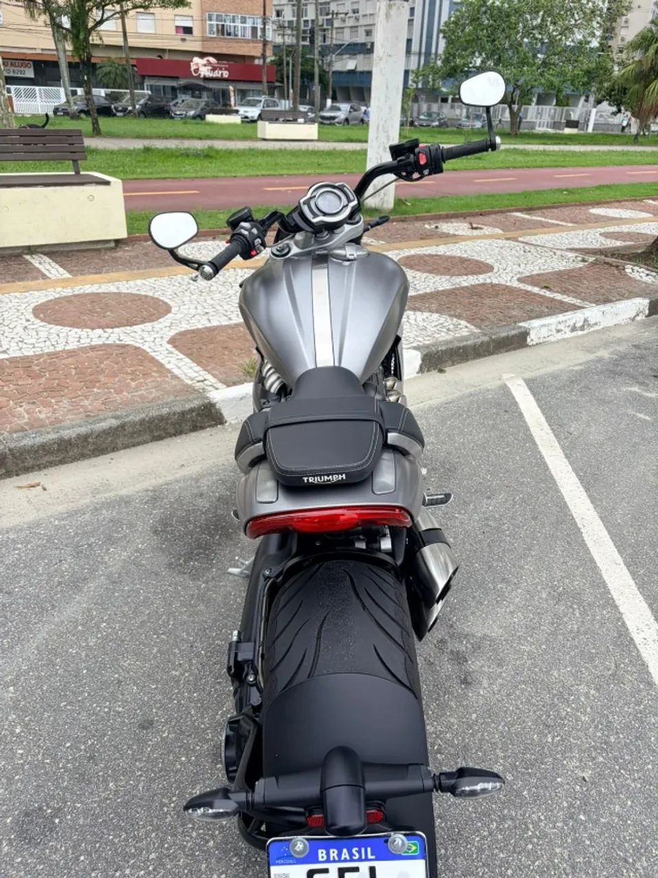 Triumph Rocket 3R - 1100km - Foto 5