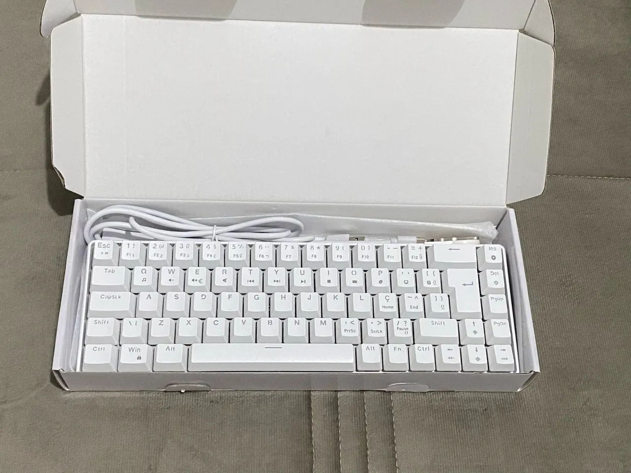 Teclado gamer mecânico branco - Foto 4