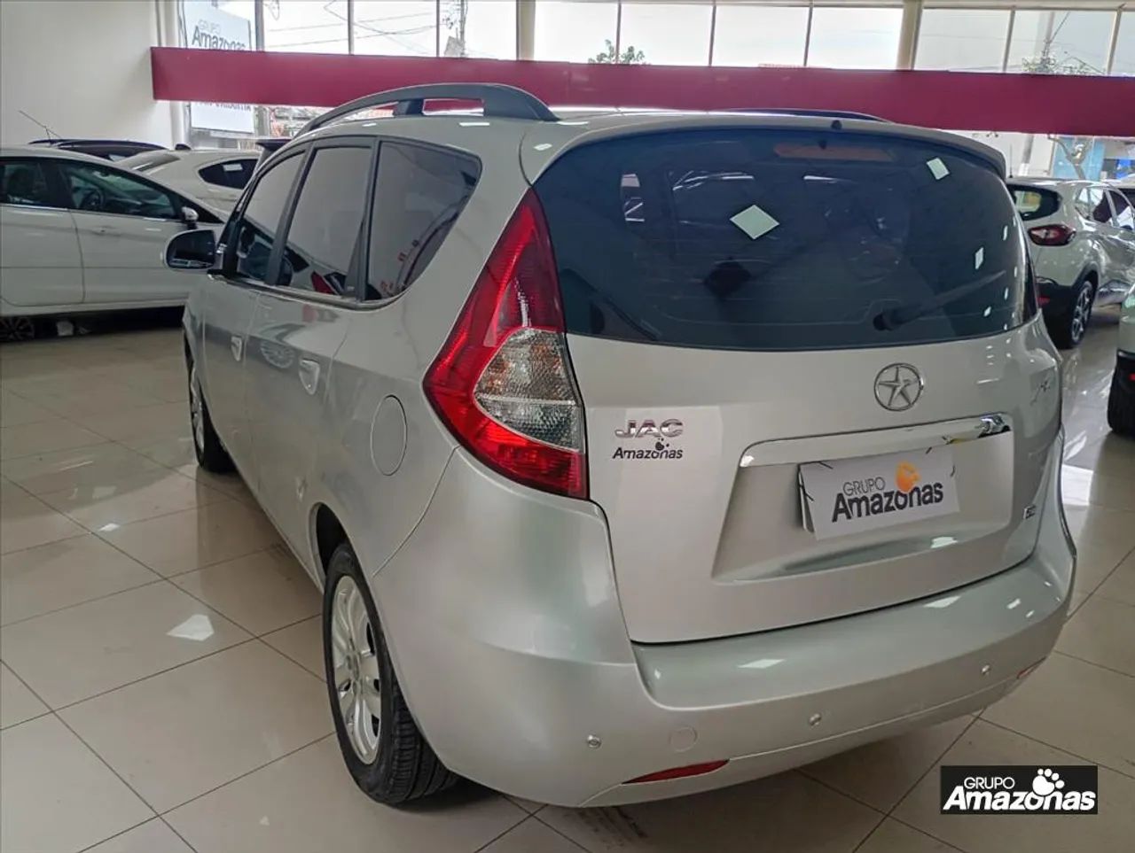 JAC J6 2.0 16V 5P Mec. 2012 - Foto 4