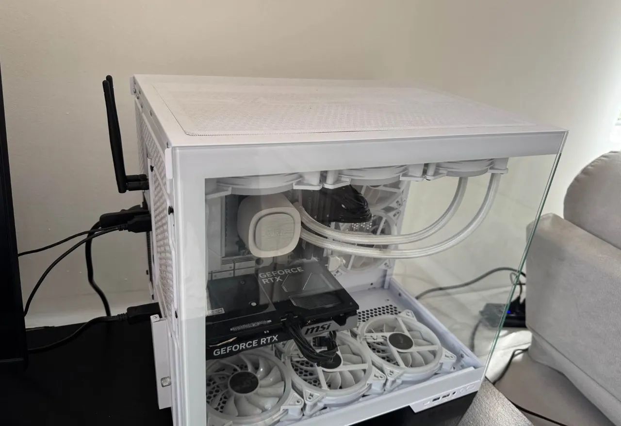 PC Gamer Ryzen 7 9700x + RTX 5060Ti - Foto 2