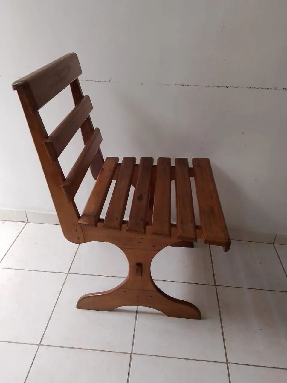 Mesa e cadeiras 4 de madeira  - Foto 5