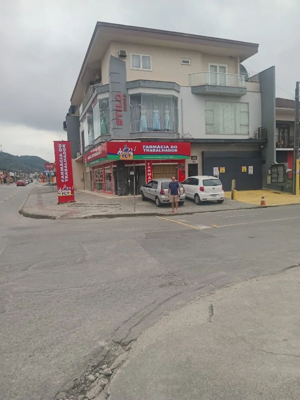 Sala Comercial, Iririú, em Joinville 105m2