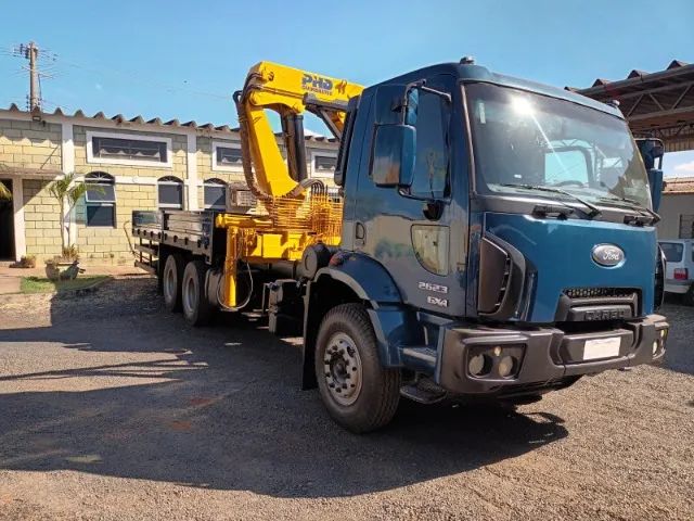 FORD CARGO 2326 6x4 COM MUNCK  - 15.000 km - Foto 6