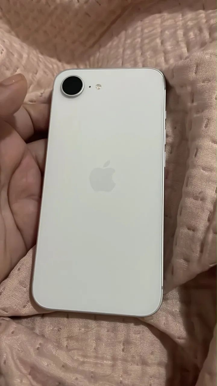Iphone 16 E 5 meses de uso, garantia, caixa e nota fiscal - Foto 2