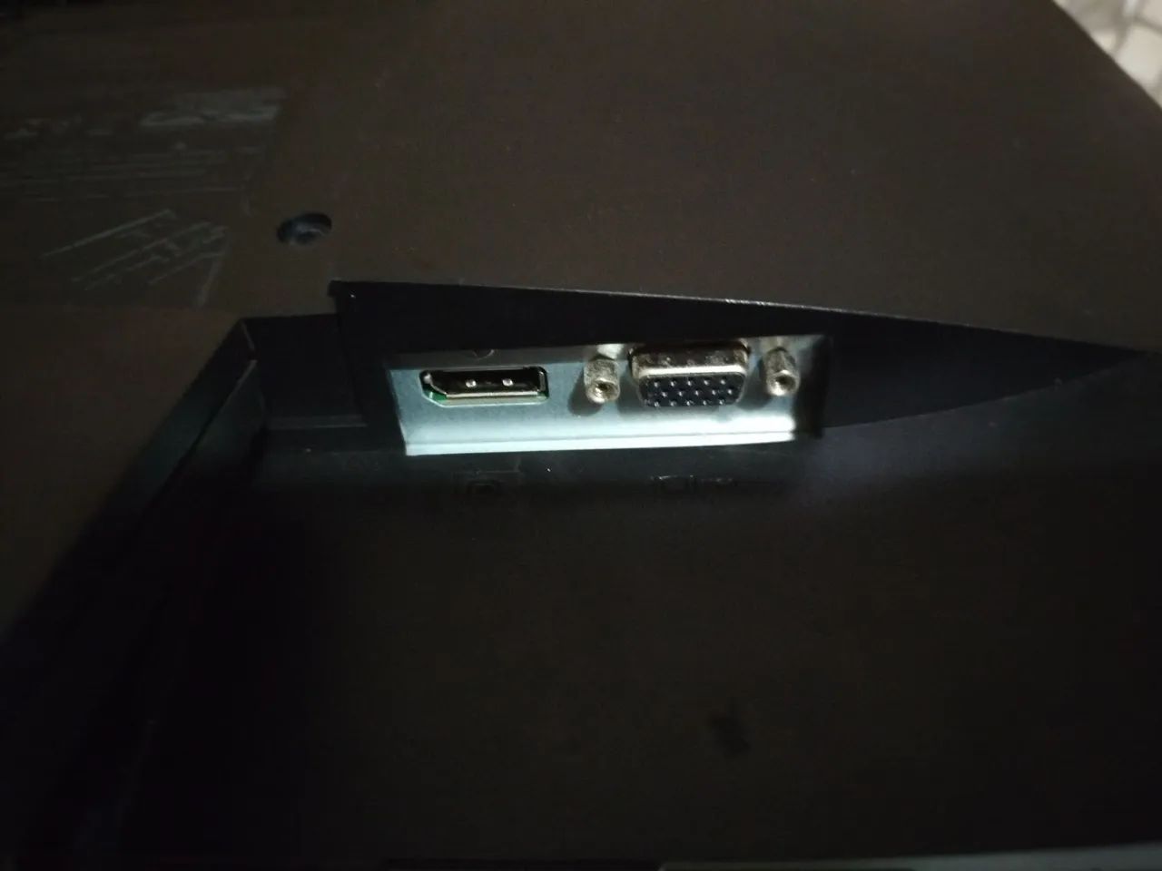 Monitor Dell modelo 1916H - Foto 4