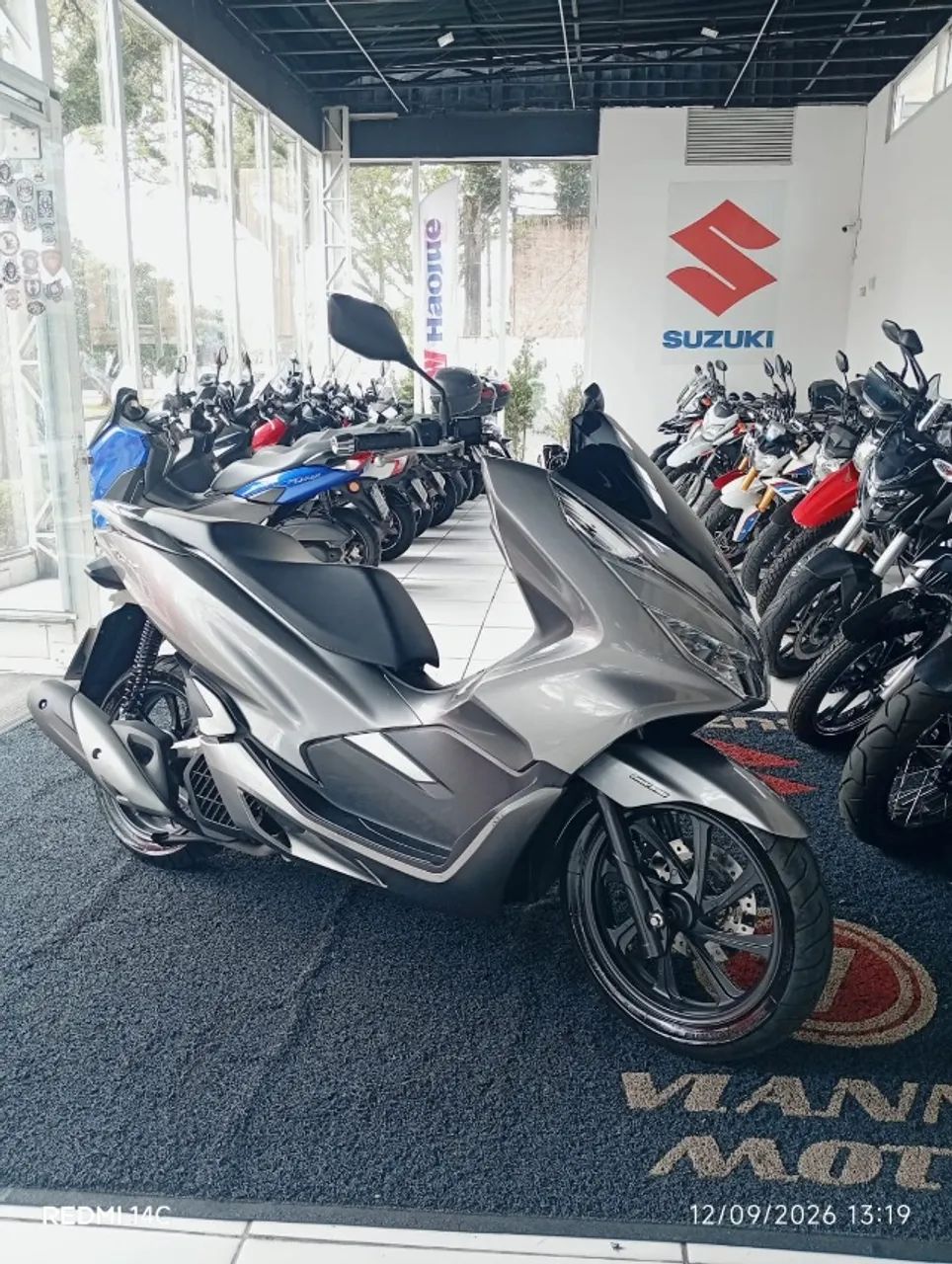 HONDA  PCX150  com baixa Km